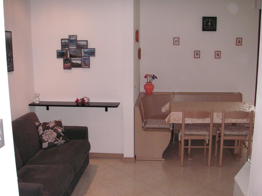 Casa Ferrari Monica Apartment Calceranica al Lago Ngoại thất bức ảnh