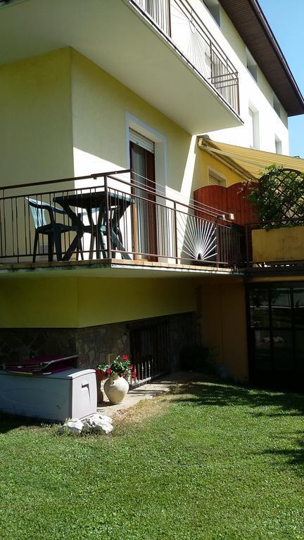 Casa Ferrari Monica Apartment Calceranica al Lago Ngoại thất bức ảnh